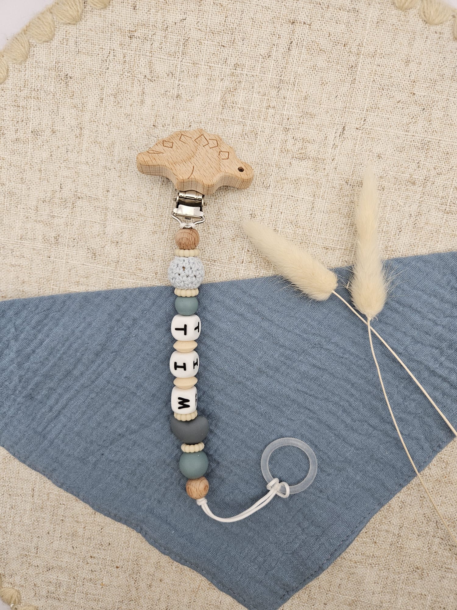 Schnullerkette mit Namen Blau – Geschenk zur Geburt & Taufe - BPA-frei & Sicher - Image 3