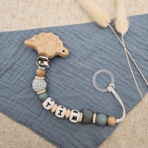 Alternative view of Modernes 3-teiliges Baby Set mit Namen. Kinderwagenkette, Schnullerkette & Greifling, BPA-frei & sicher