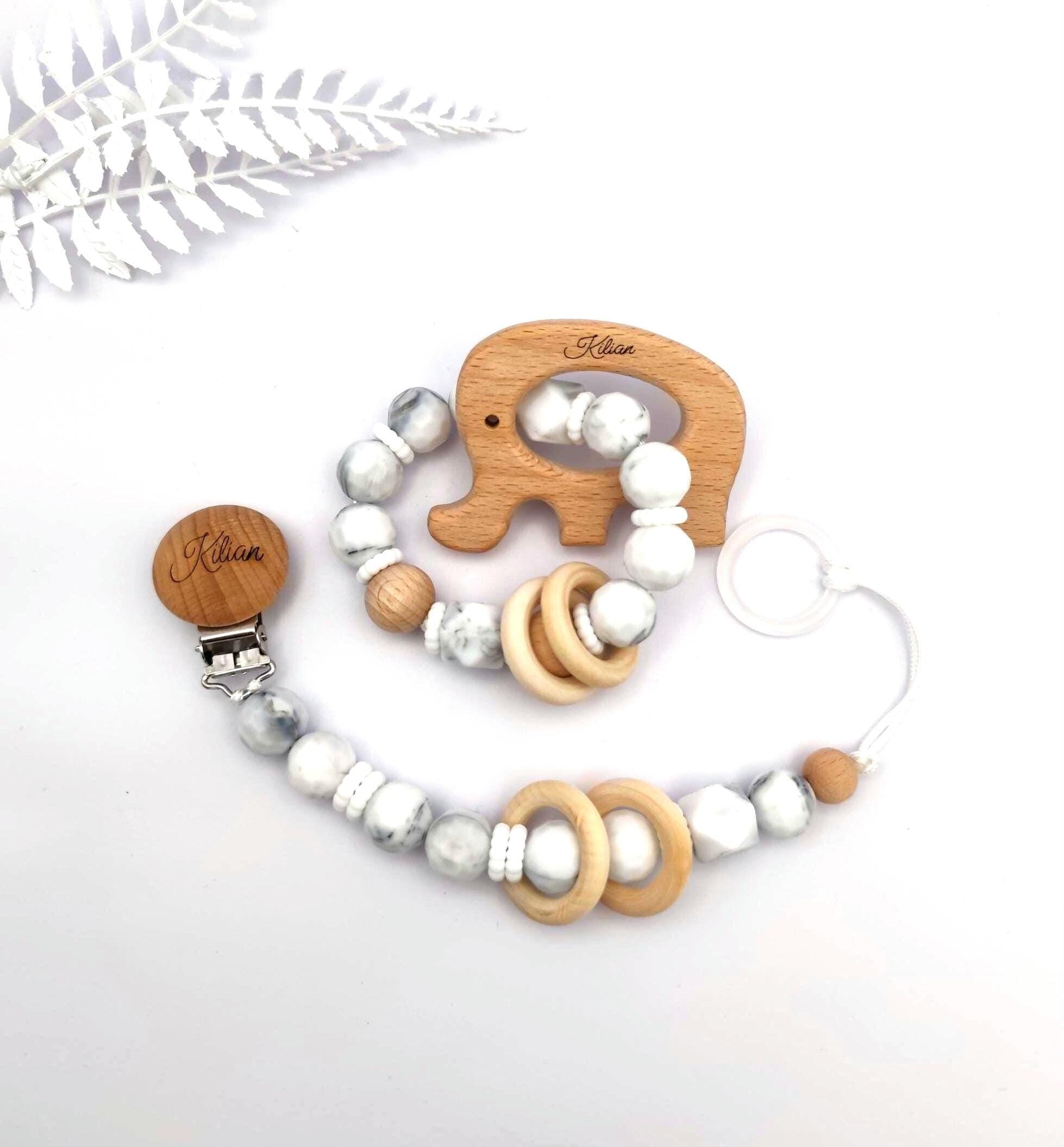 Personalisiertes Baby Geschenkset mit Gravur – Schnullerkette mit Namen & Greifling im Marmor-Design – Geschenk zur Geburt, Taufe, Babyparty