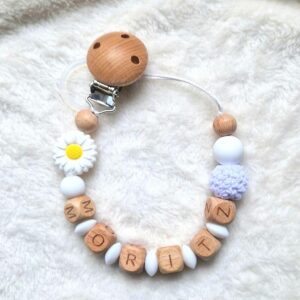 Personalisierte Schnullerkette weiß mit Blume und Namen – Handgefertigte Babygeschenke – Holzbuchstaben – Individuelles Geschenk zur Geburt