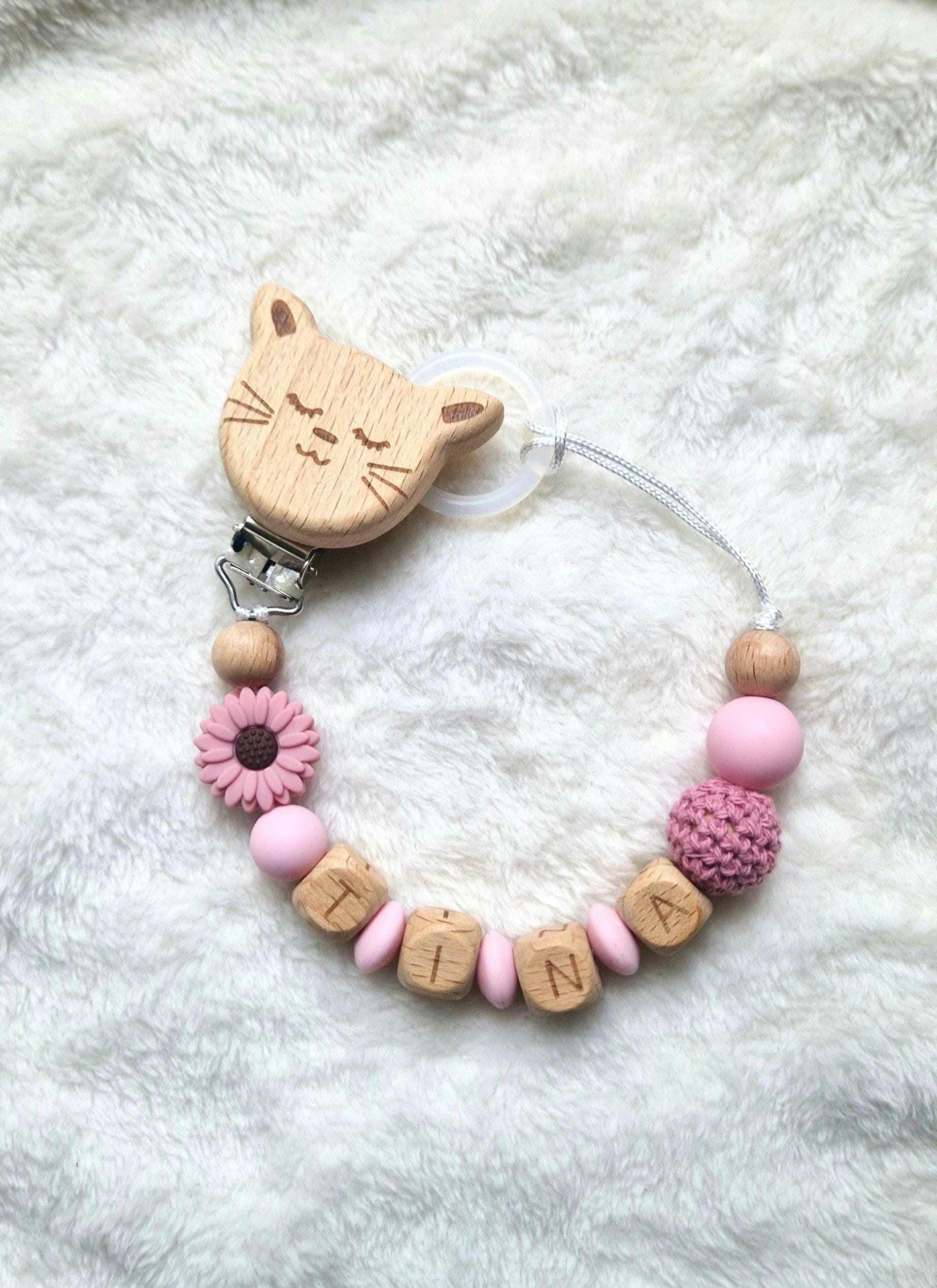 Schnullerkette mit Namen rosa mit Blume & Name – Handgefertigte Babygeschenke – Holzbuchstaben – Individuelles Geschenk zur Geburt